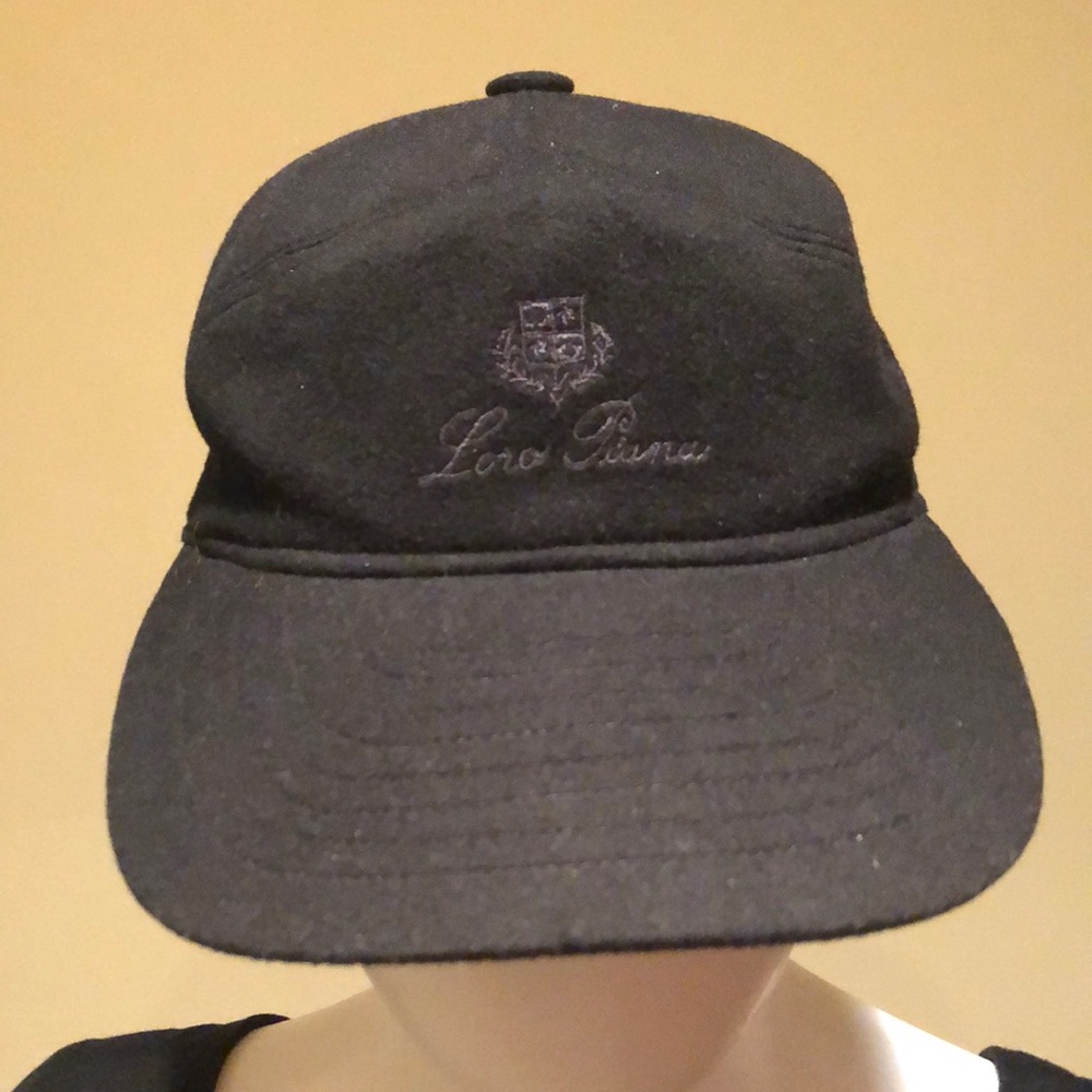 Loro Piana 100% cashmere baseball cap
